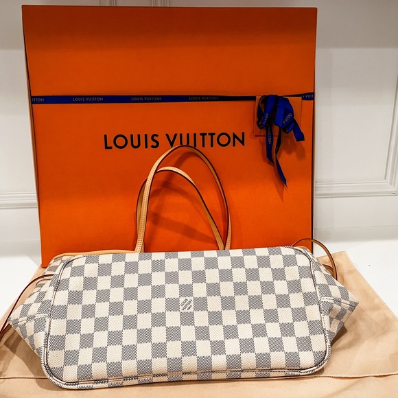 Beautiful LV Neverfull MM Damier Azur tote with rose ballerine interior 💕 - Picture 3 of 14